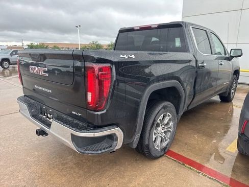 Used 2026 GMC Sierra 1500 SLT AWD/4WD image 7
