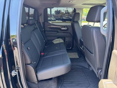 Used 2025 GMC Sierra 1500 Elevation w/ Elevation Premium Package AWD/4WD image 21