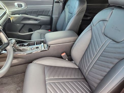 New 2026 Kia Sorento SX Prestige image 8