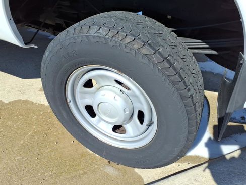 Used 2010 Ford F350 XL AWD/4WD image 5