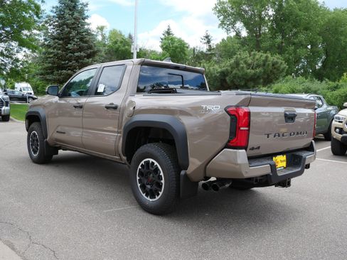 New 2026 Toyota Tacoma TRD Off-Road AWD/4WD image 3