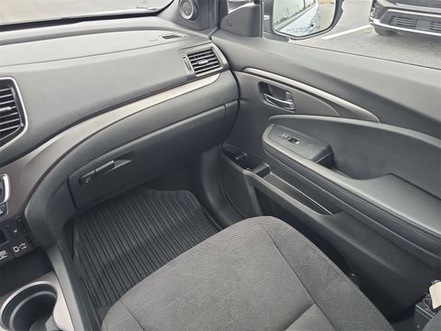 Used 2022 Honda Pilot Sport image 12