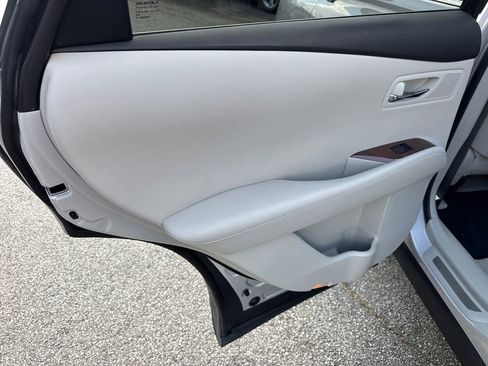 Used 2011 Lexus RX 350 2WD w/ Premium Pkg image 21