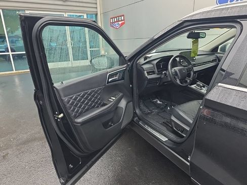 Used 2023 Mitsubishi Outlander SEL Black Edition AWD/4WD image 8