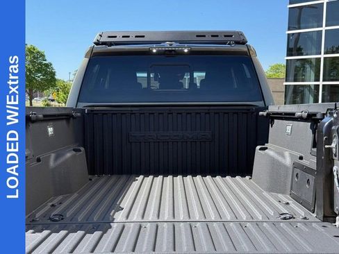 Used 2024 Toyota Tacoma TRD Sport AWD/4WD image 9