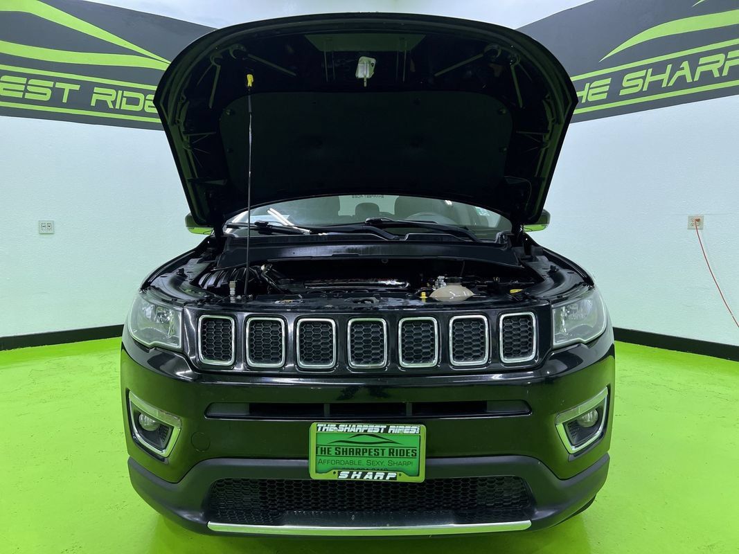Used 2018 Jeep Compass Limited w/ Safe & Security Group AWD/4WD image 4