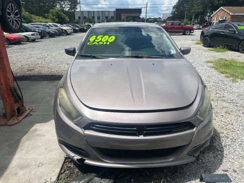 Used 2016 Dodge Dart SXT FWD image 2