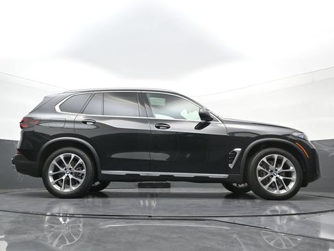 Used 2026 BMW X5 xDrive40i AWD/4WD image 29