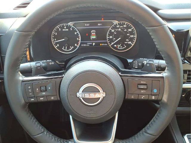 Certified 2024 Nissan Pathfinder SL w/ Cargo Package FWD image 14
