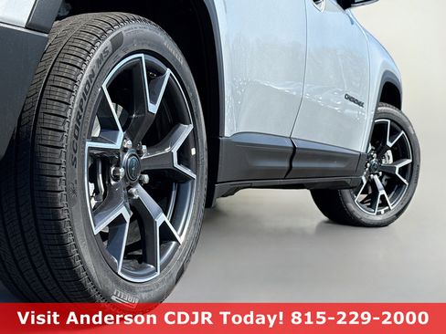 New 2026 Jeep Cherokee Overland AWD/4WD image 13