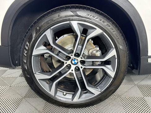 Used 2022 BMW X5 sDrive40i w/ Premium Package RWD image 31