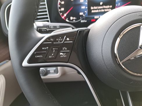 New 2026 Mercedes-Benz GLE 450 4MATIC image 18