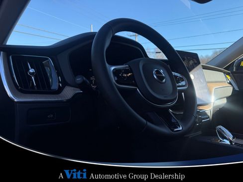 Used 2026 Volvo XC60 B5 Ultra w/ Protection Package Premier AWD/4WD image 12