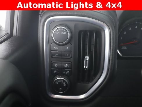Used 2022 Chevrolet Silverado 1500 LT Trail Boss image 19