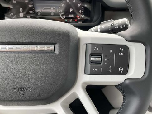 New 2026 Land Rover Defender 110 X-Dynamic SE AWD/4WD image 35