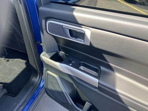 Used 2023 Ford Explorer XLT w/ Equipment Group 202A image 33