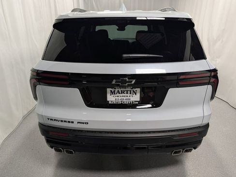 New 2026 Chevrolet Traverse LT w/ Midnight/Sport Edition AWD/4WD image 4