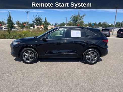Used 2024 Ford Escape ST-Line w/ Tech Pack #1 AWD/4WD image 2