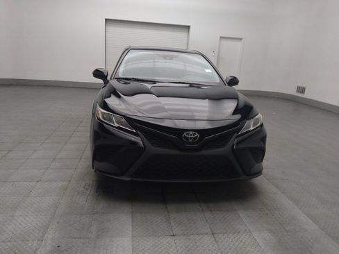 Used 2018 Toyota Camry SE FWD image 14