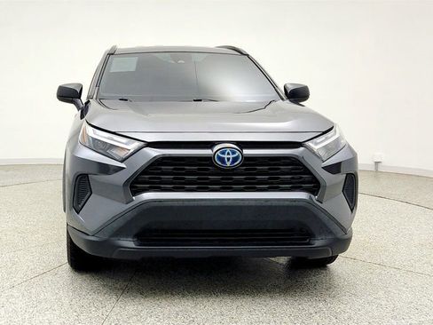 Used 2023 Toyota RAV4 LE AWD/4WD image 2