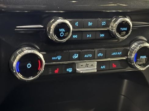Used 2023 Ford F150 XLT w/ Equipment Group 302A High RWD image 17