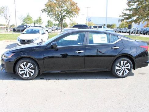 New 2025 Nissan Altima 2.5 S image 4