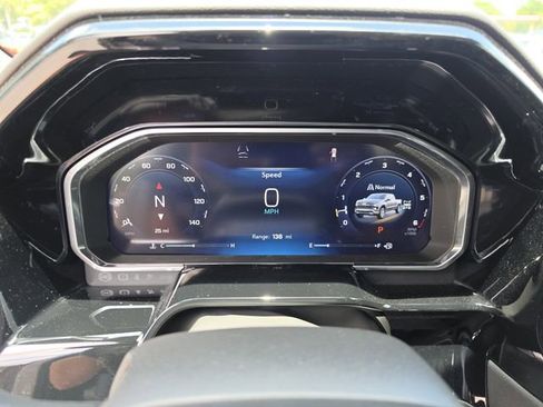 New 2026 Chevrolet Silverado 1500 RST w/ RST All Star Premium Package AWD/4WD image 36