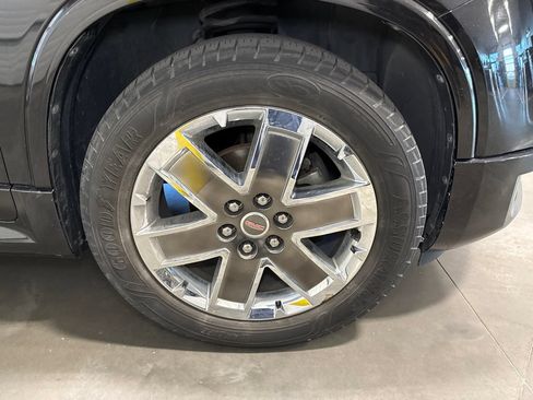 Used 2011 GMC Acadia Denali AWD/4WD image 18