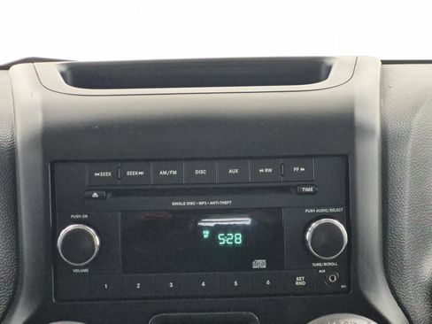 Used 2012 Jeep Wrangler Sport AWD/4WD image 15