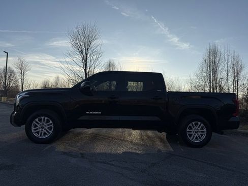 Used 2022 Toyota Tundra SR5 image 6