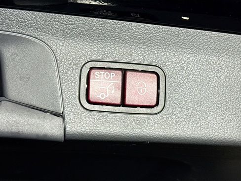 Used 2020 Mercedes-Benz GLS 580 4MATIC image 35