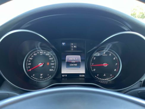 Used 2018 Mercedes-Benz C 300 4MATIC Sedan image 37