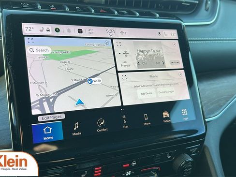 Used 2024 Jeep Grand Cherokee Limited w/ Trailer Tow Package image 21