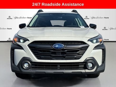 Used 2023 Subaru Outback Premium image 5