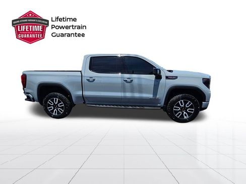 Used 2024 GMC Sierra 1500 AT4 w/ Technology Package AWD/4WD image 6