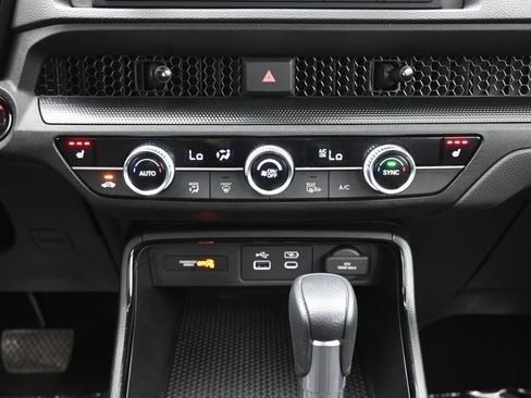 Certified 2024 Honda CR-V EX image 31