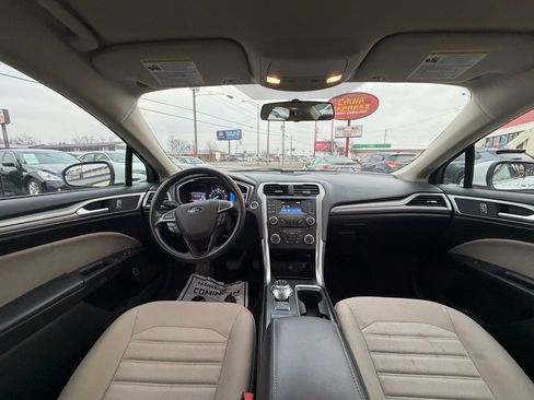 Used 2018 Ford Fusion S image 13