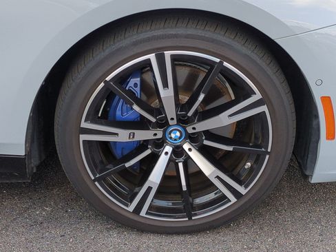 Used 2025 BMW i5 M60 AWD/4WD image 13