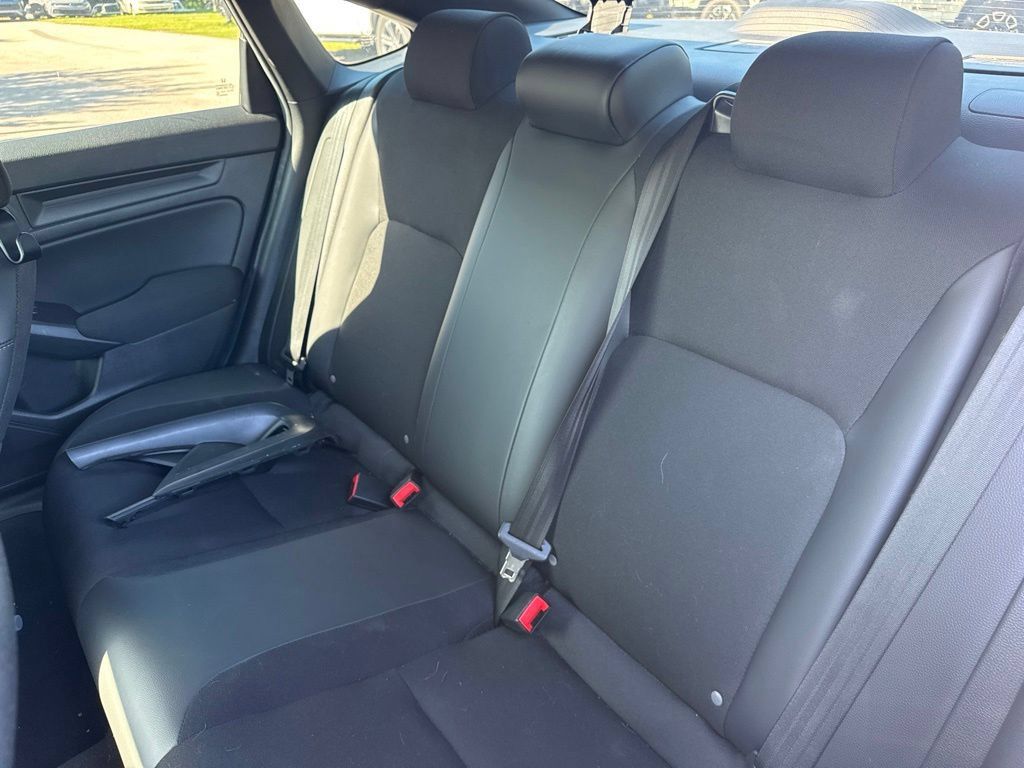 Used 2024 Honda Civic Sport image 10