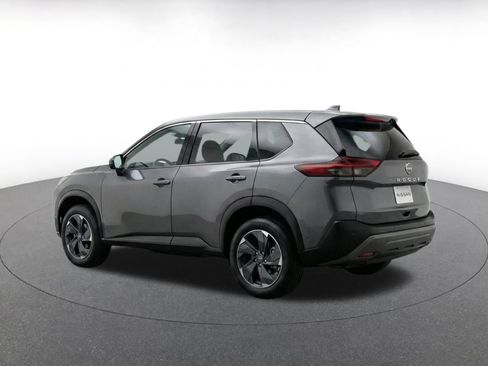 Used 2025 Nissan Rogue SV AWD/4WD image 7