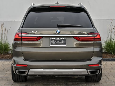 Used 2021 BMW X7 xDrive40i w/ Premium Package AWD/4WD image 13