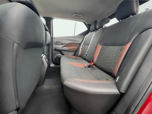 Used 2021 Nissan Kicks SR image 19