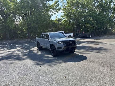 New 2026 Nissan Frontier SV AWD/4WD image 3