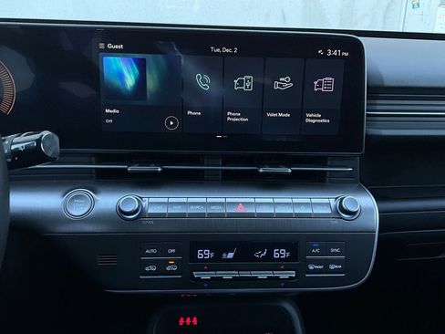 Used 2025 Hyundai Kona SEL image 27