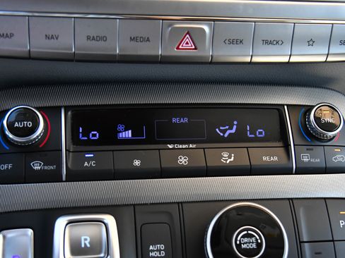 Used 2021 Hyundai Palisade SEL w/ Premium Package image 27