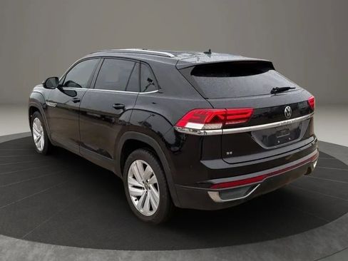 Used 2020 Volkswagen Atlas Cross Sport SE FWD image 9