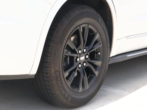 Used 2023 Cadillac XT6 Luxury FWD image 12