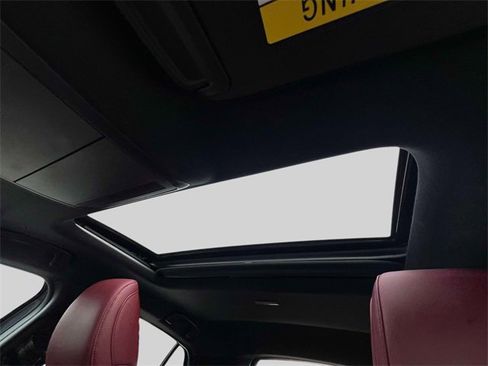 Used 2024 MAZDA MAZDA3 Hatchback w/Premium Plus Pkg image 36