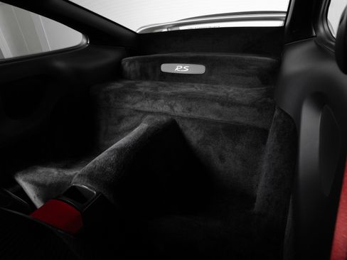 Used 2011 Porsche 911 GT2 RS image 41