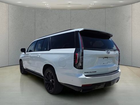 Used 2022 Cadillac Escalade ESV Sport Platinum w/ LPO, ONYX Package RWD image 7